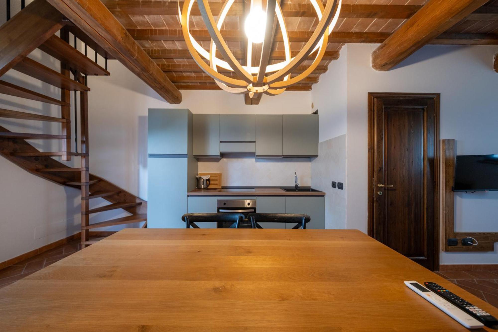 San Ruffino Apartments Lari Exterior photo